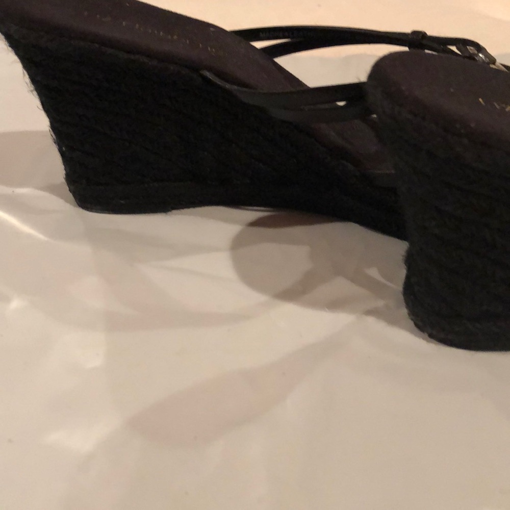 Shoes - Picture 2 of 4